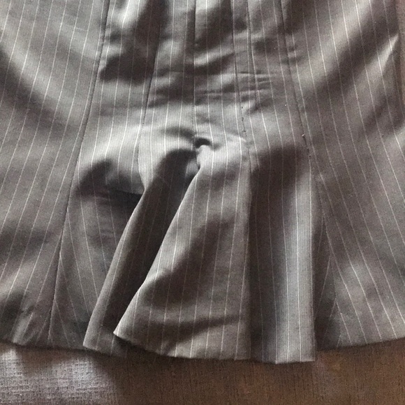 Navy pinstripe suit - Picture 7 of 8